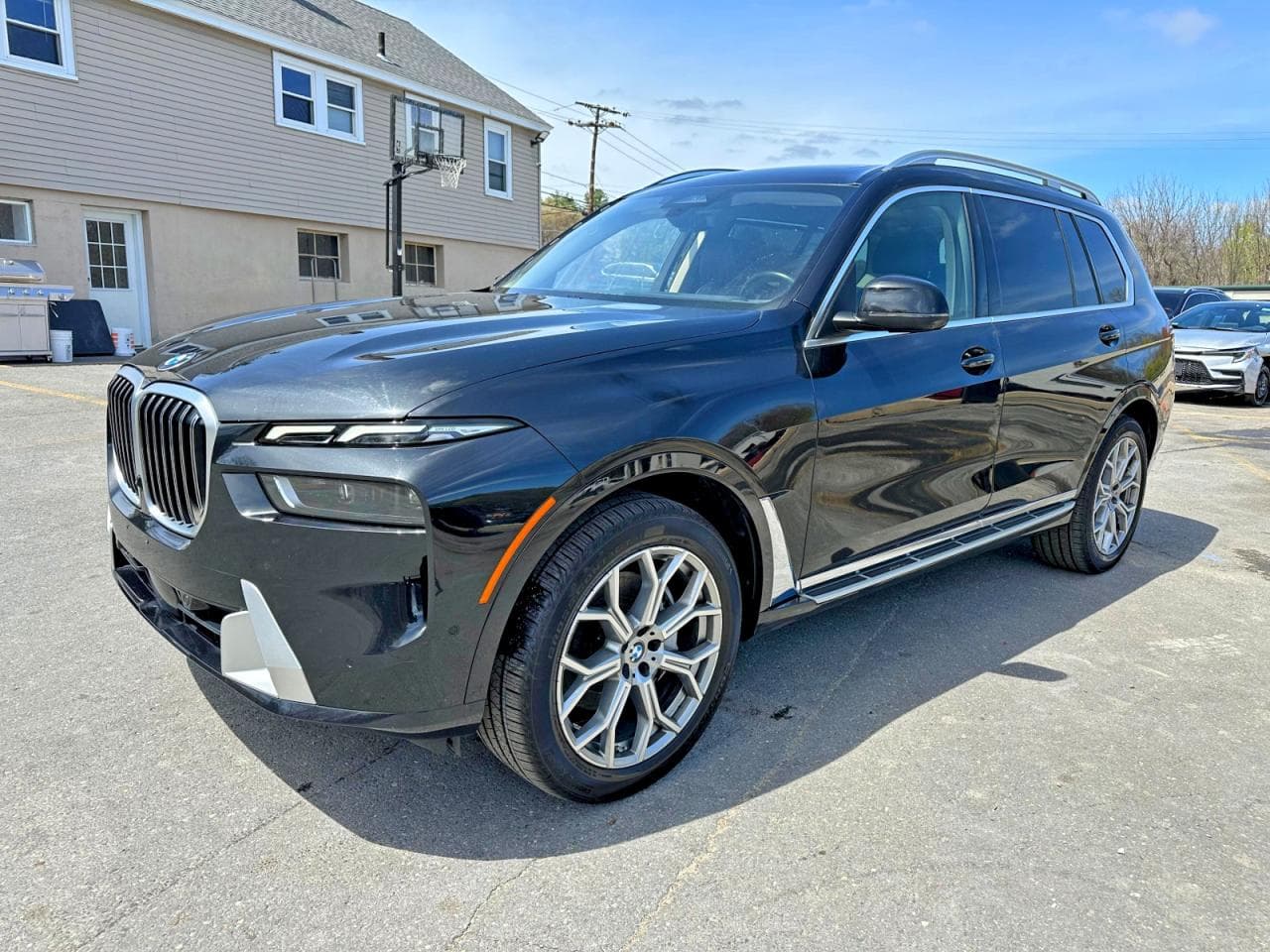 BMW X7 2025 z USA