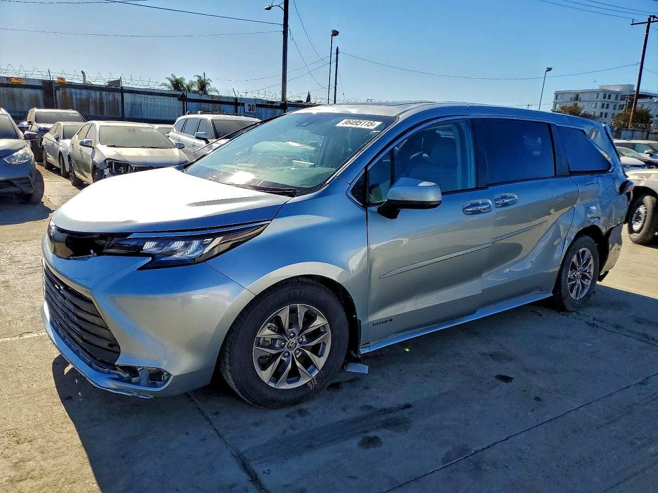 Toyota Sienna 2021 z USA
