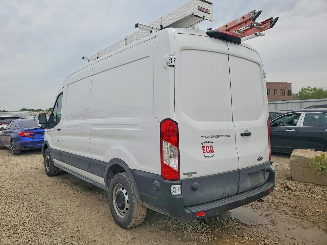 2023 Ford Transit - foto 2