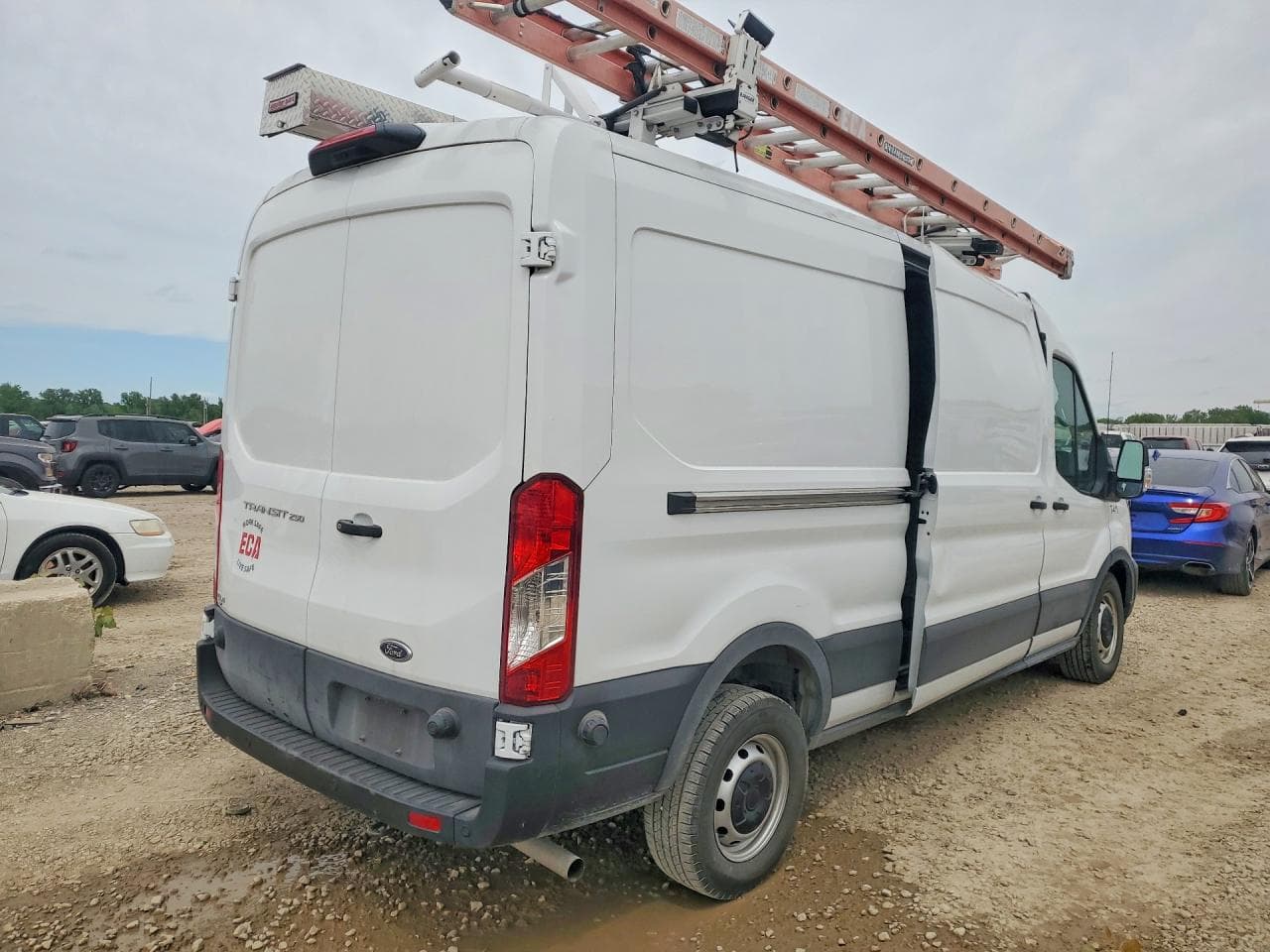 2023 Ford Transit - foto 3