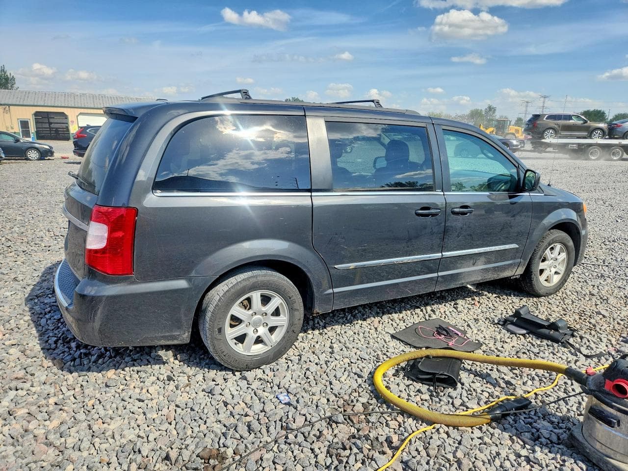 2012 Chrysler Town & Country Touring - foto 3