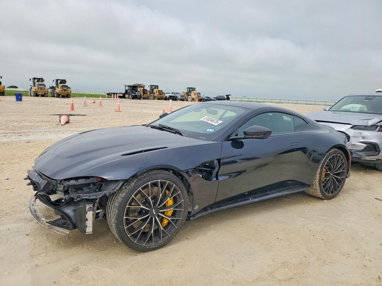 2023 Aston Martin Vantage z USA