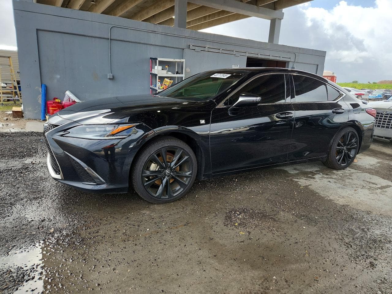 Lexus ES 2023 z USA