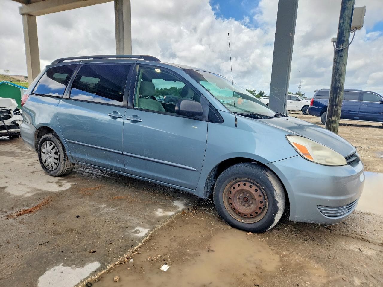 2005 Toyota Sienna Le 7 Passenger - foto 4