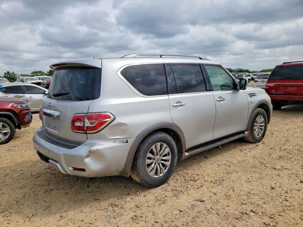 2017 Nissan Armada Sv - foto 3
