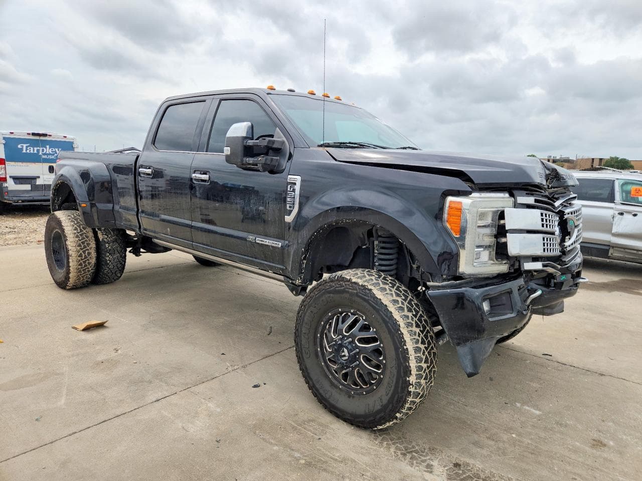 2017 Ford F350 Super Duty - foto 4