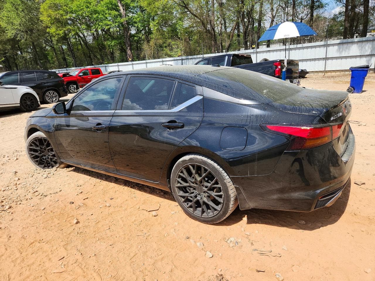 2021 Nissan Altima - foto 2