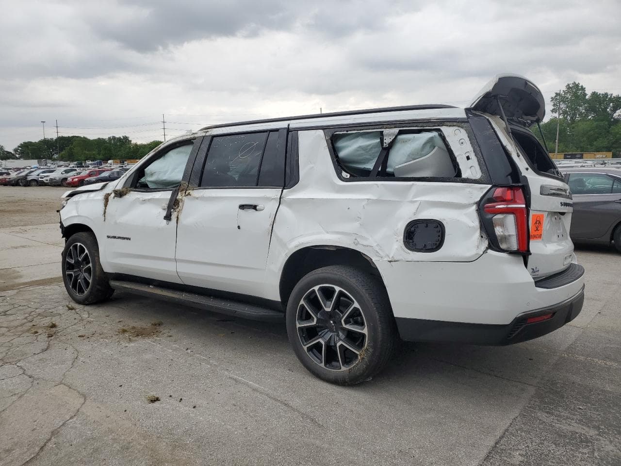 2021 Chevrolet Suburban 4Wd Rst - foto 2