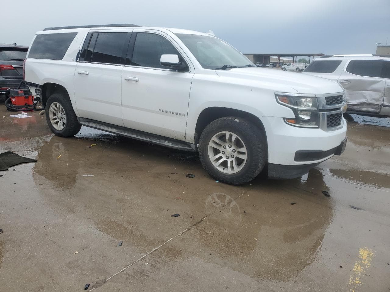 2015 Chevrolet Suburban C1500 Lt - foto 4