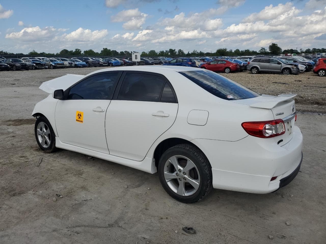 2011 Toyota Corolla Base - foto 2