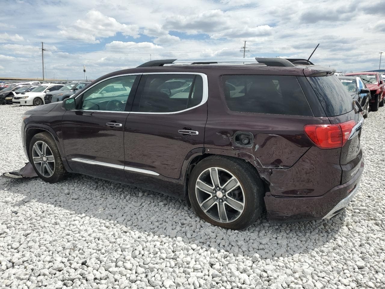 2017 GMC Acadia Denali - foto 2