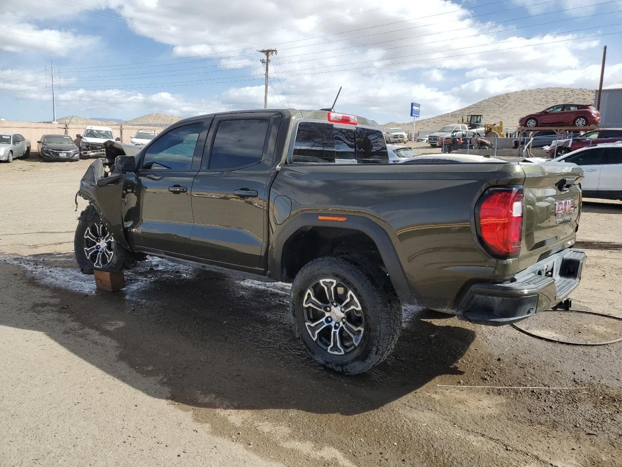 2023 GMC Canyon At4 - foto 2