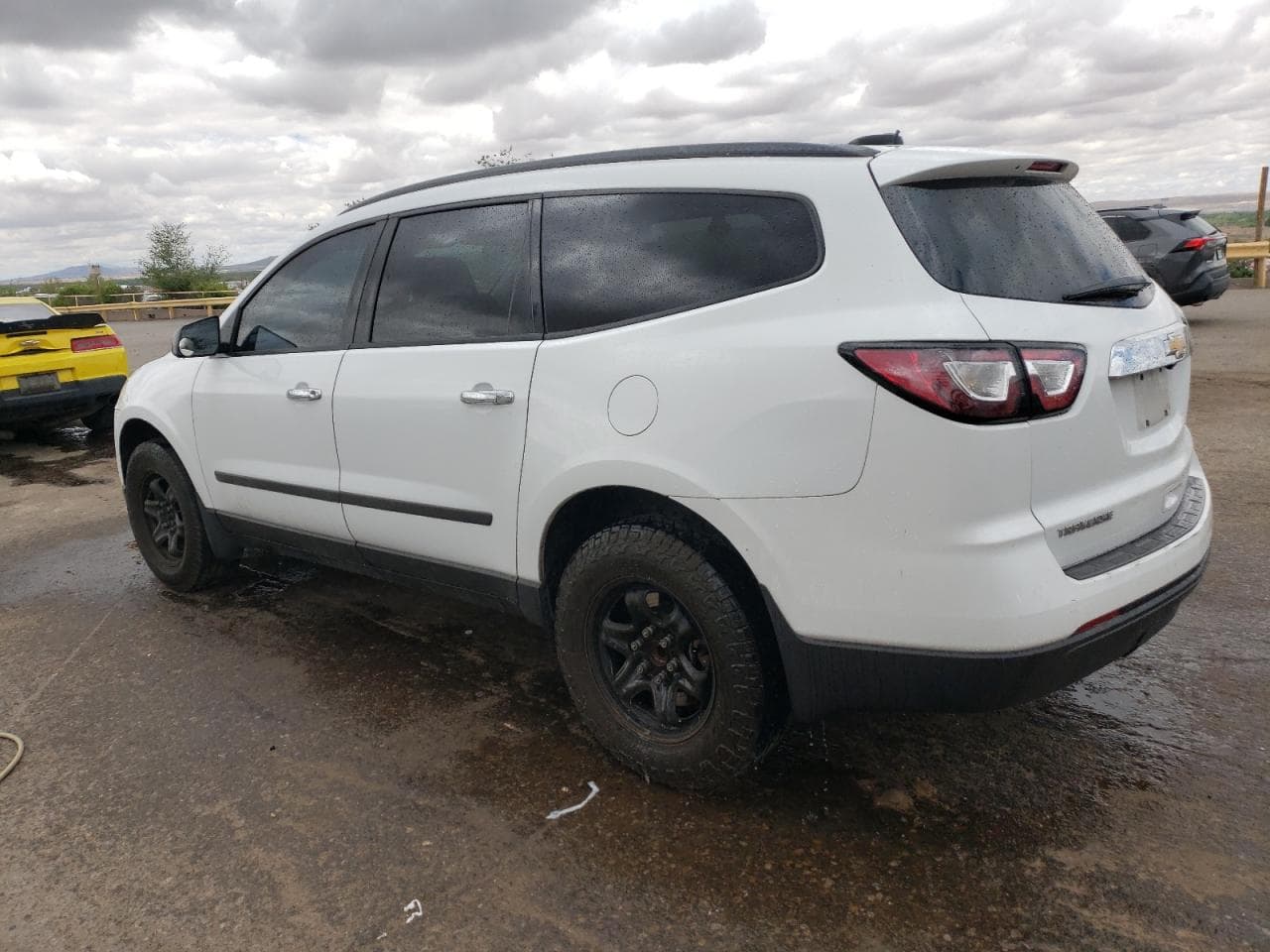 2017 Chevrolet Traverse Ls - foto 2