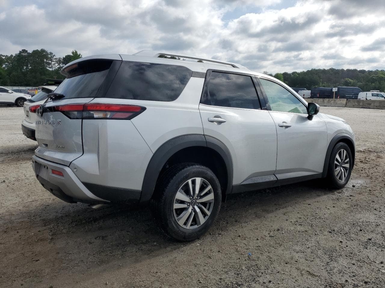 2025 Nissan Pathfinder Sl - foto 3