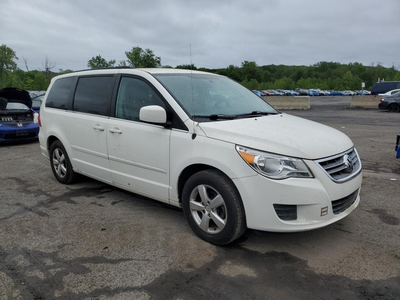 2011 Volkswagen Routan Se - foto 4