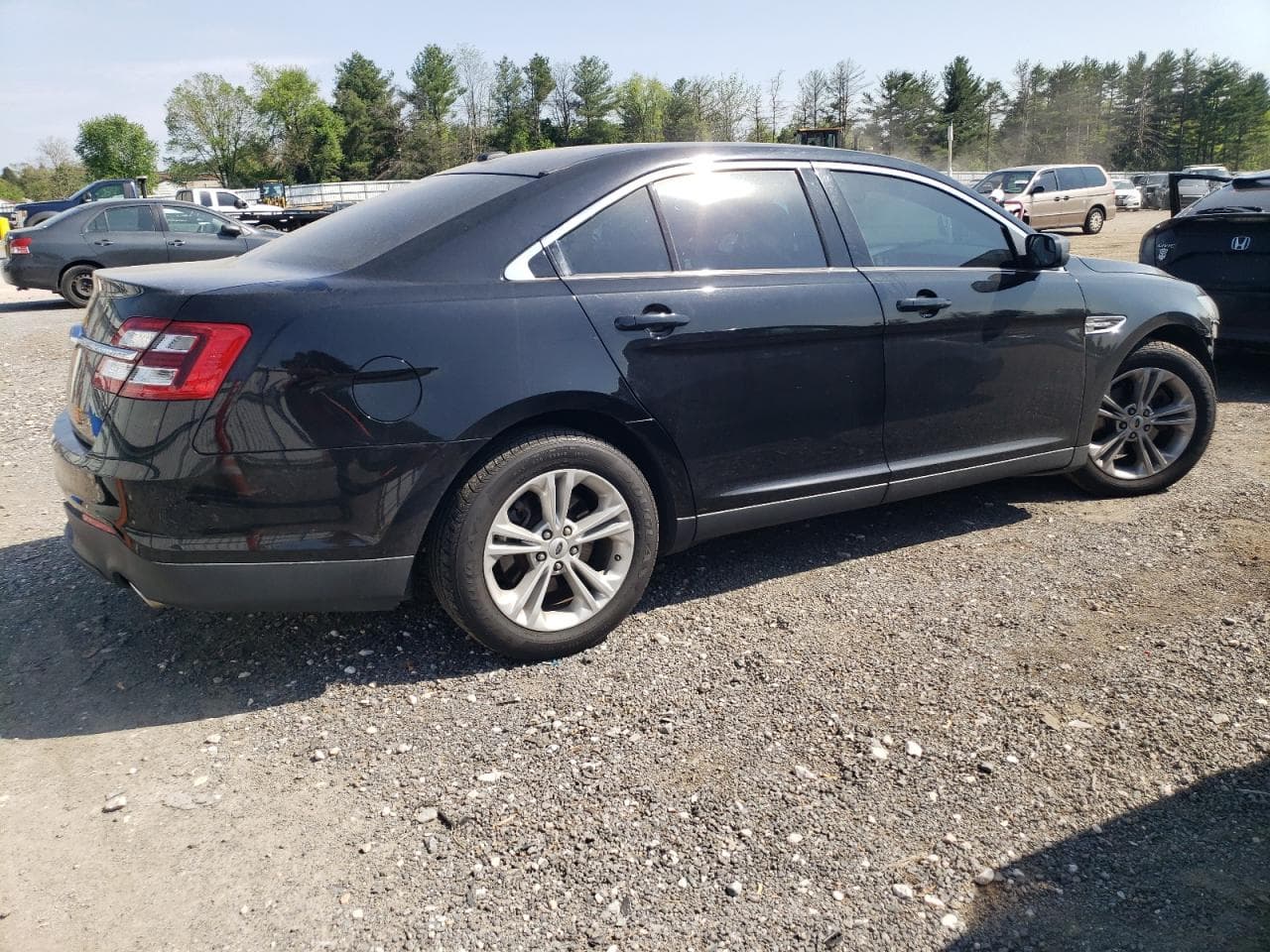 2017 Ford Taurus Se - foto 3