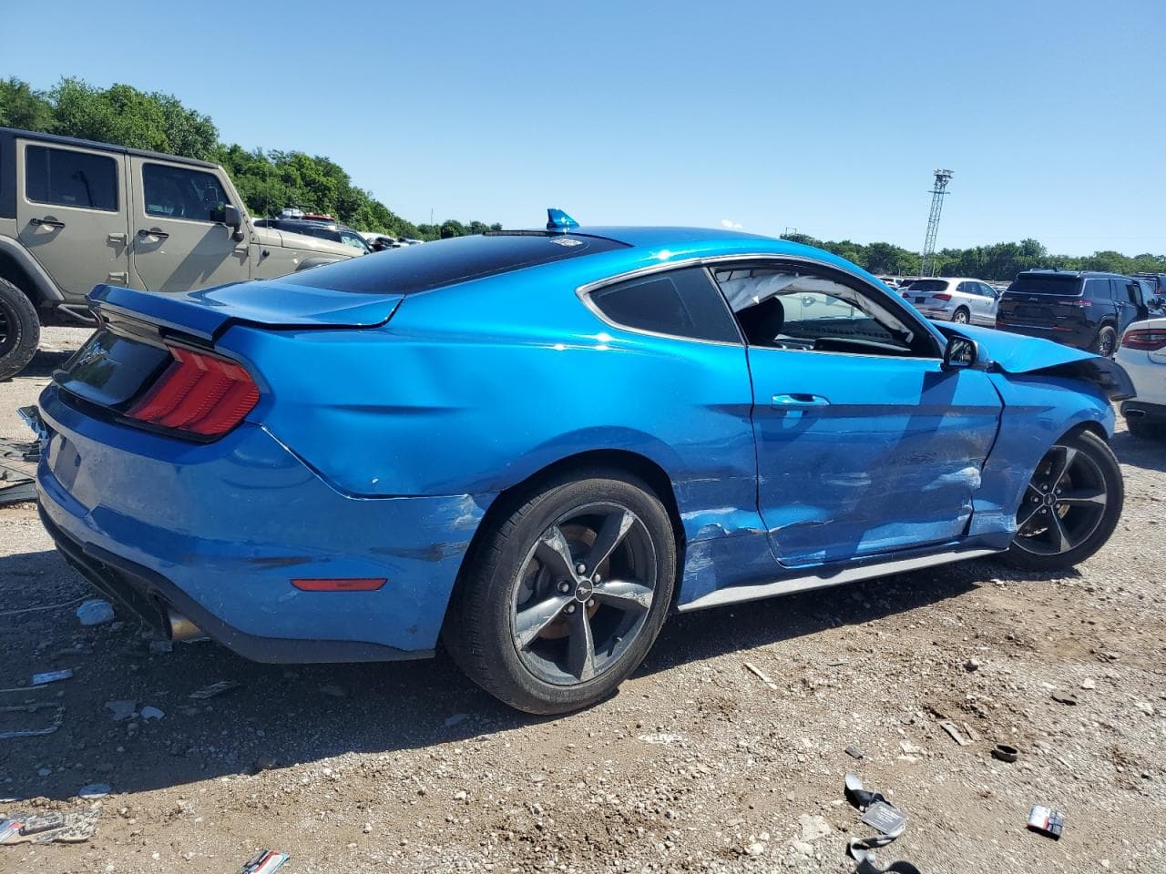 2020 Ford Mustang - foto 3