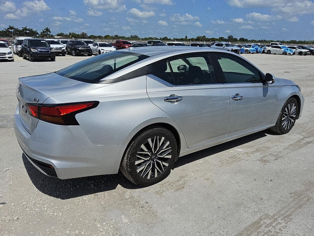 2023 Nissan Altima Sv - foto 3