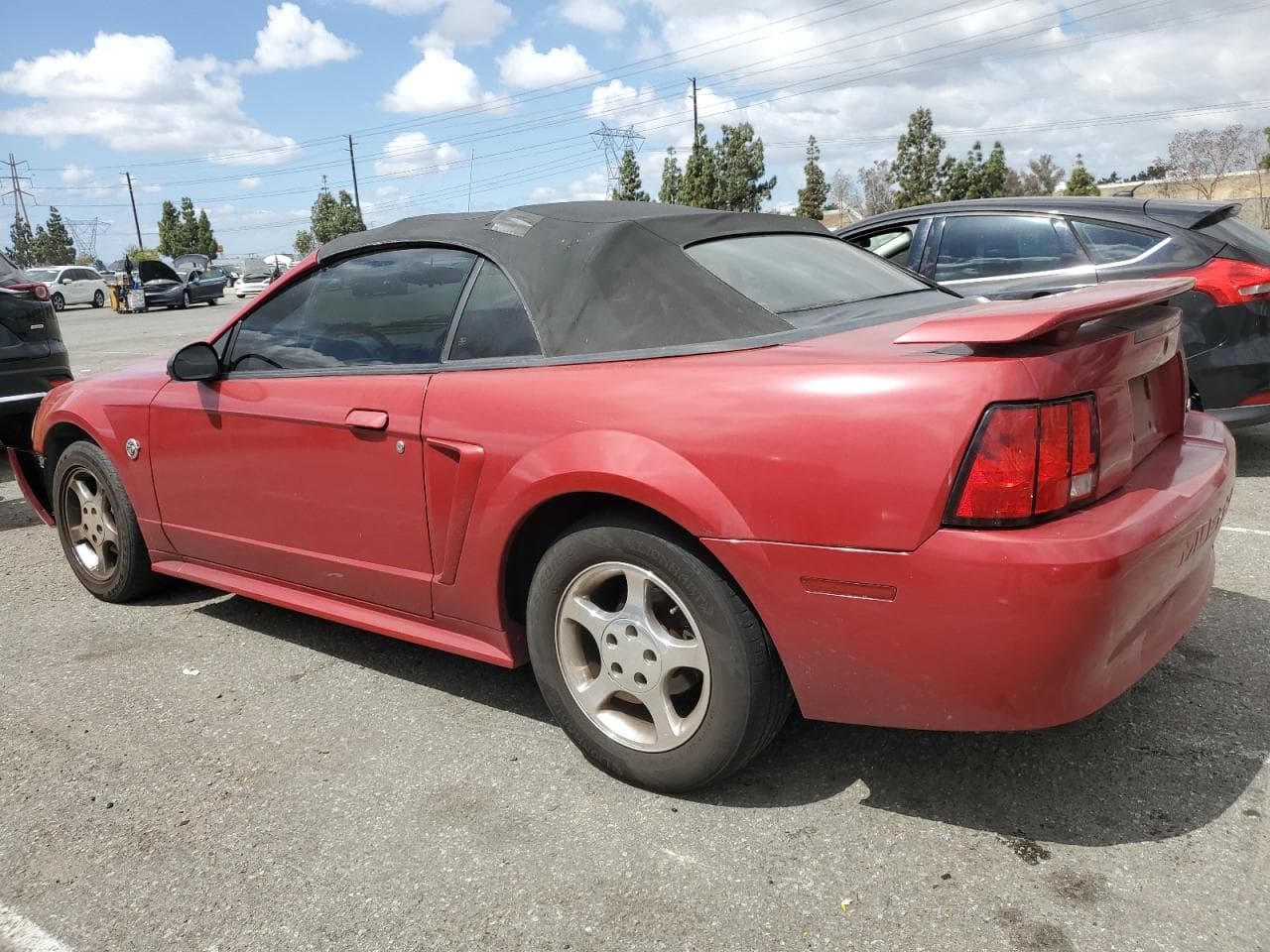 2004 Ford Mustang - foto 2