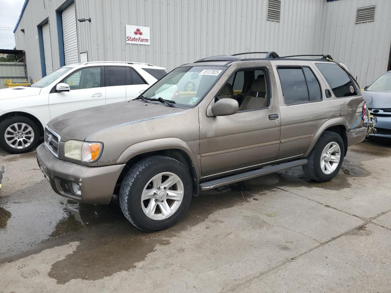2002 Nissan Pathfinder Le