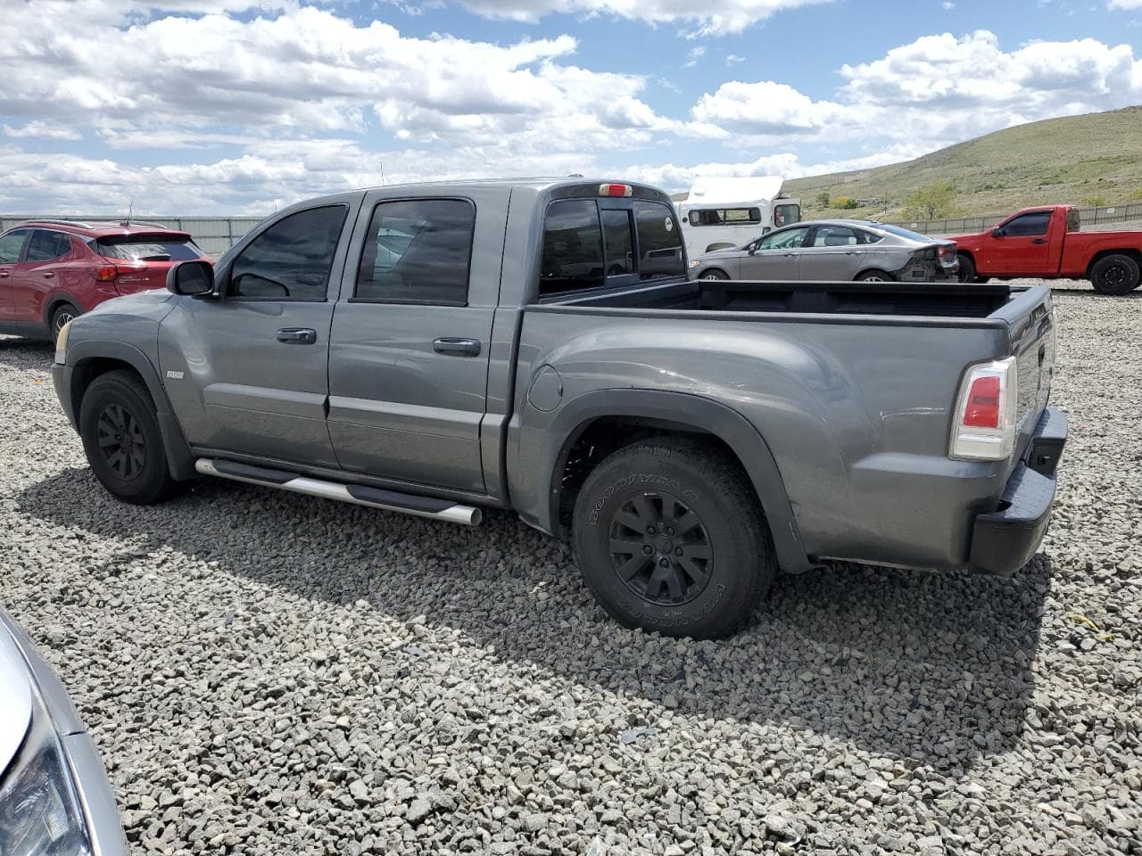2006 Mitsubishi Raider Durocross - foto 2