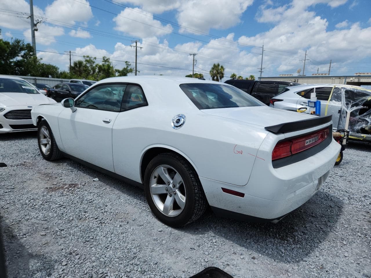 2013 Dodge Challenger Sxt - foto 2