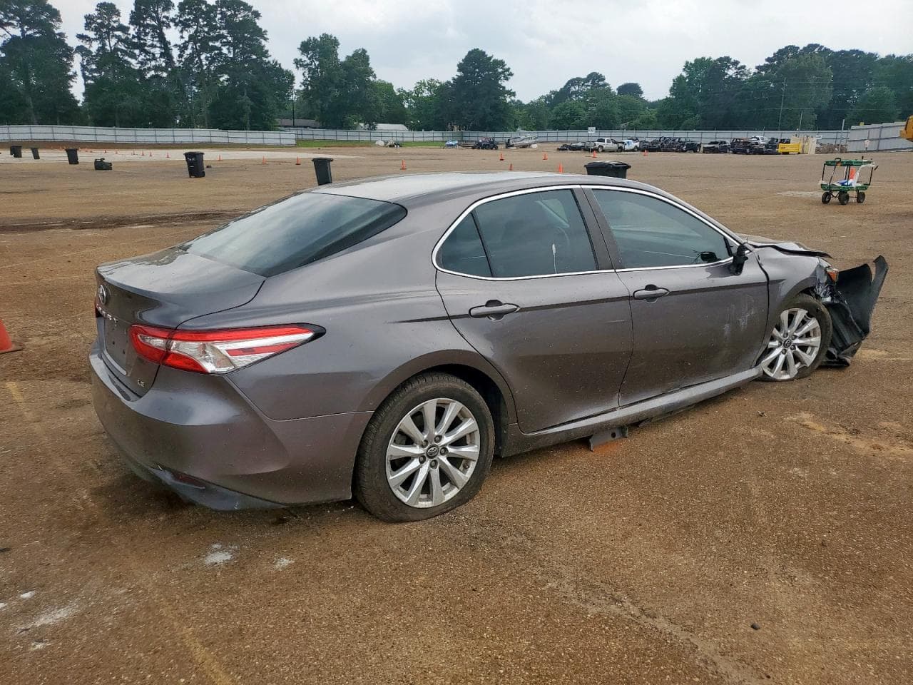 2018 Toyota Camry L - foto 3