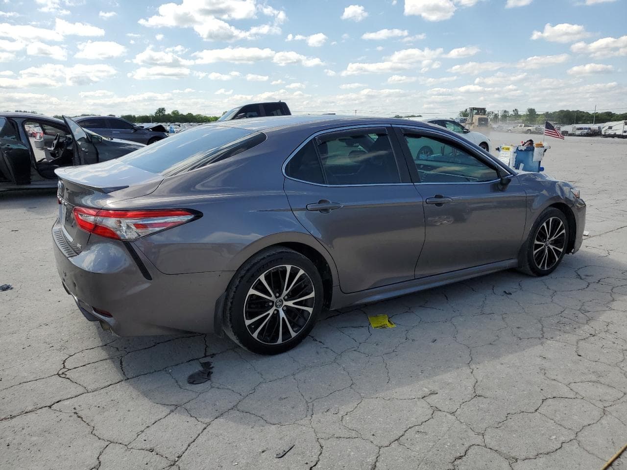 2018 Toyota Camry L - foto 3