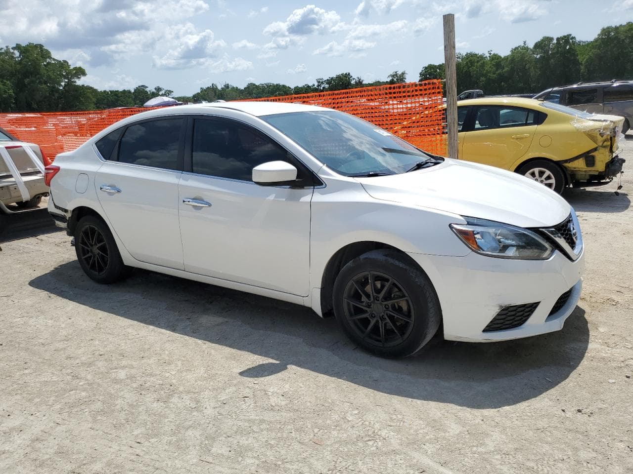 2017 Nissan Sentra S - foto 4