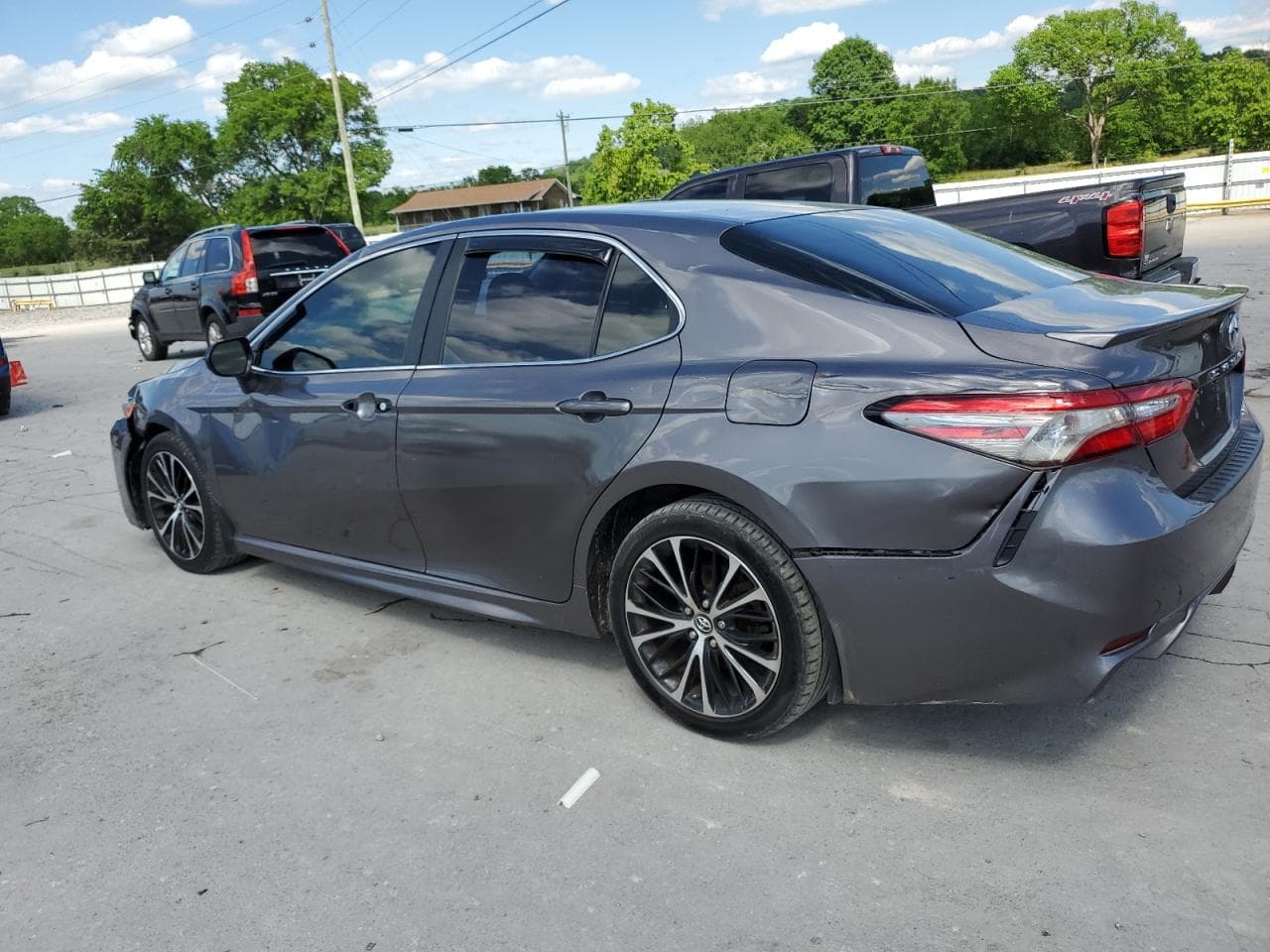 2018 Toyota Camry L - foto 2
