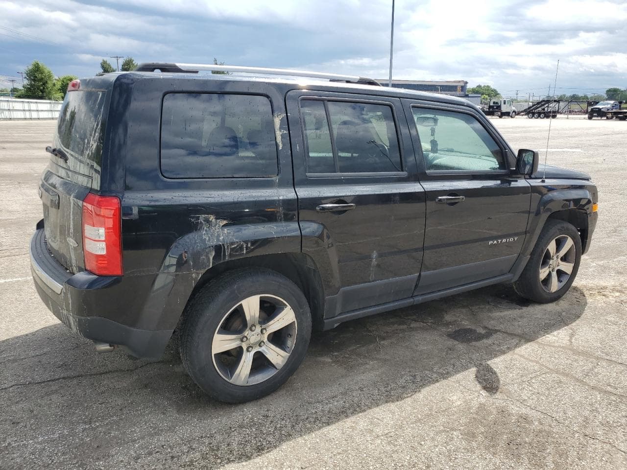 2016 Jeep Patriot Latitude - foto 3