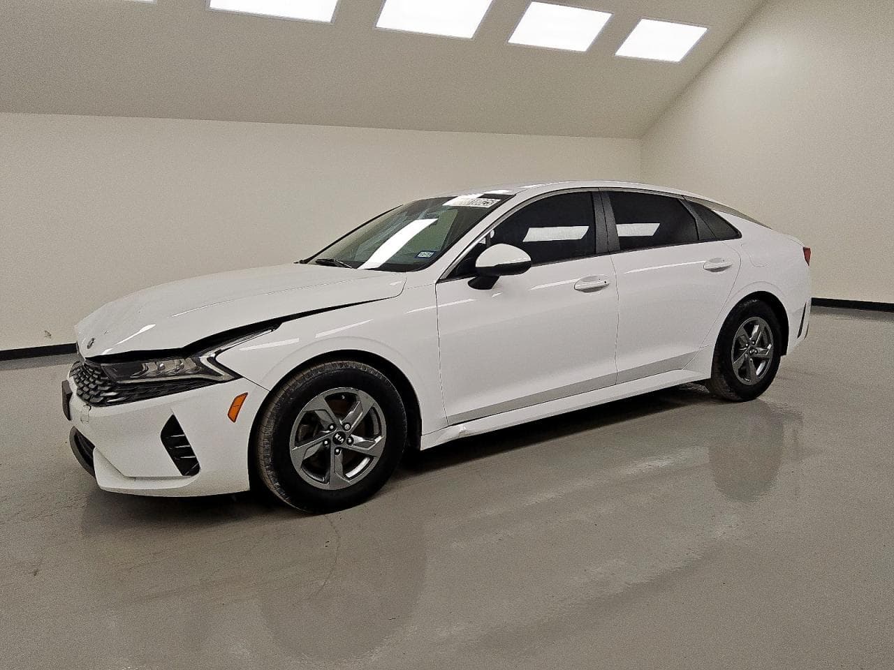 2021 Kia K5 z USA