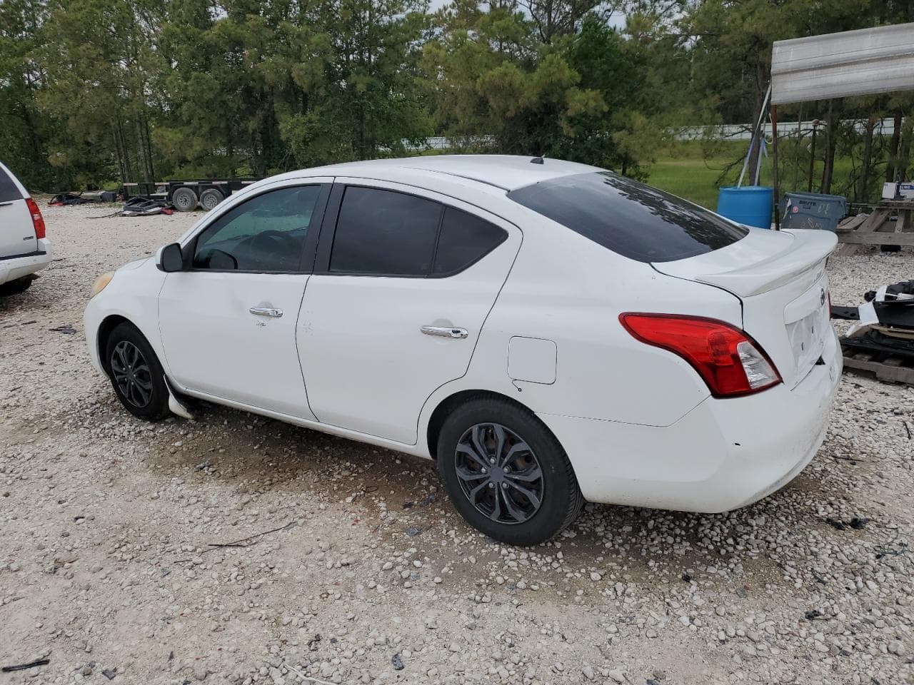 2013 Nissan Versa S - foto 2