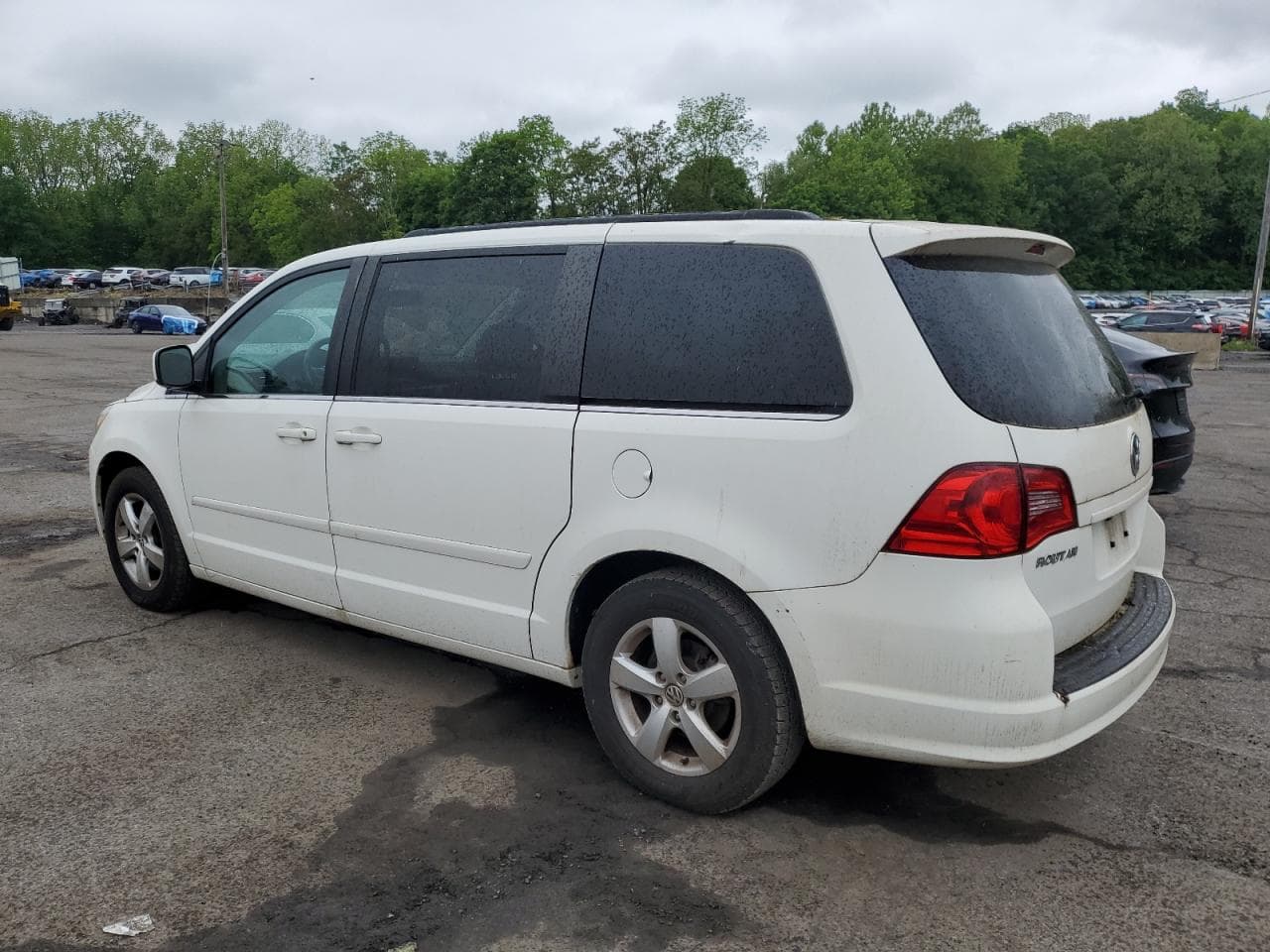 2011 Volkswagen Routan Se - foto 2