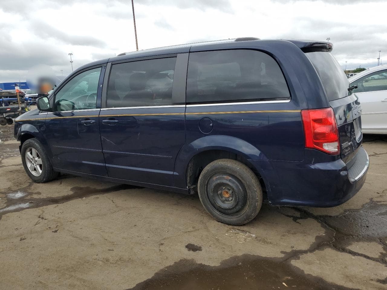 2015 Dodge Grand Caravan Sxt - foto 2