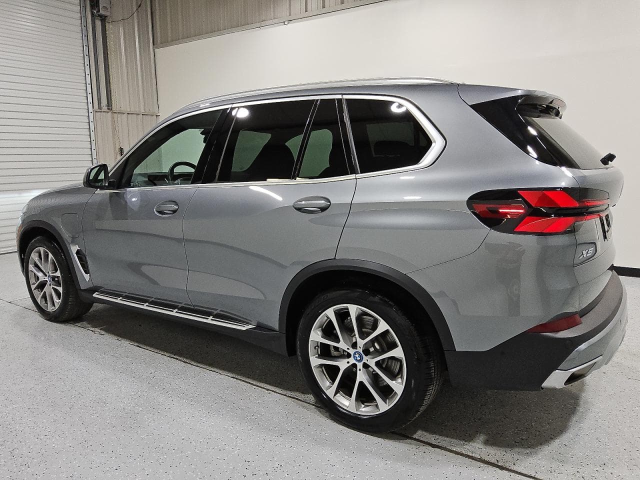 2025 BMW X5 xDrive50E - foto 2