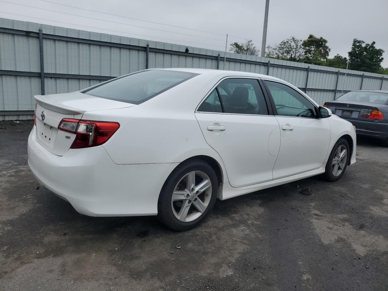 2014 Toyota Camry L - foto 3
