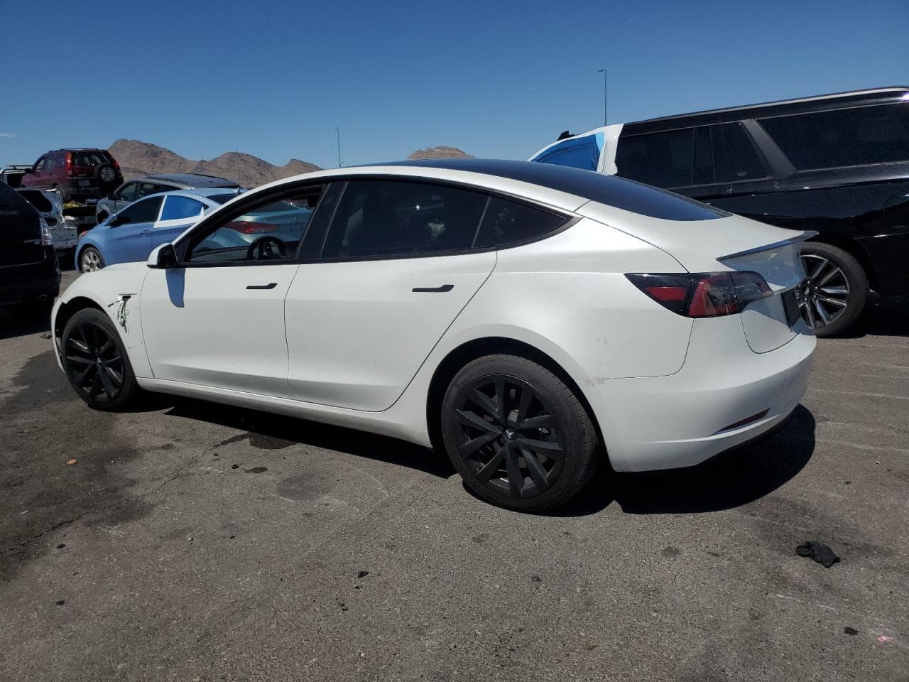 2023 Tesla Model 3 - foto 2