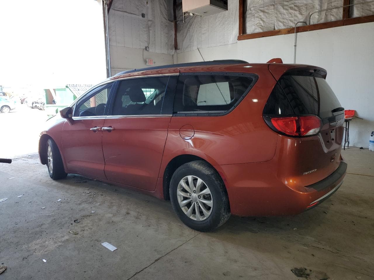 2018 Chrysler Pacifica Touring Plus - foto 2