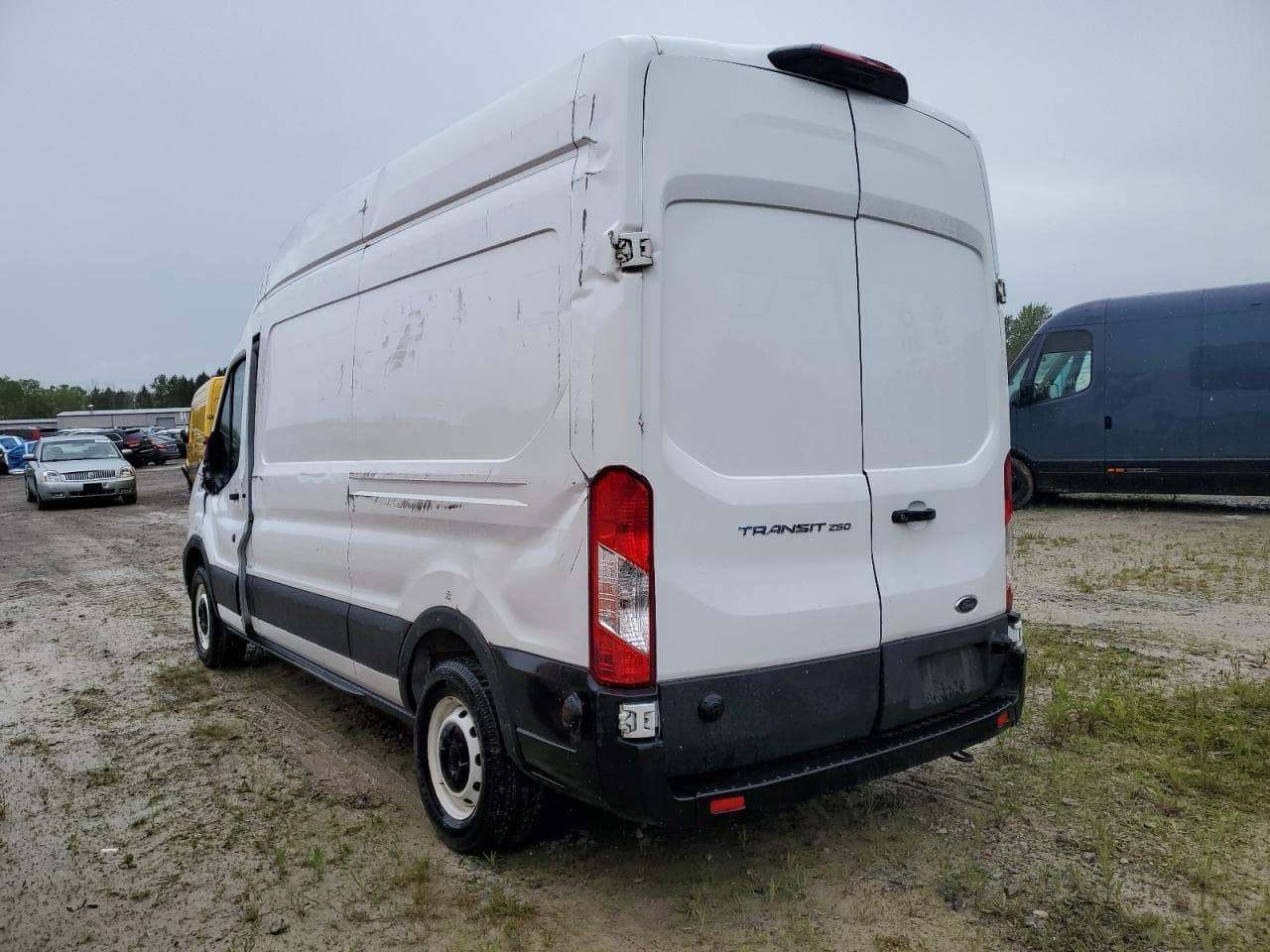 2023 Ford Transit T-250 - foto 2