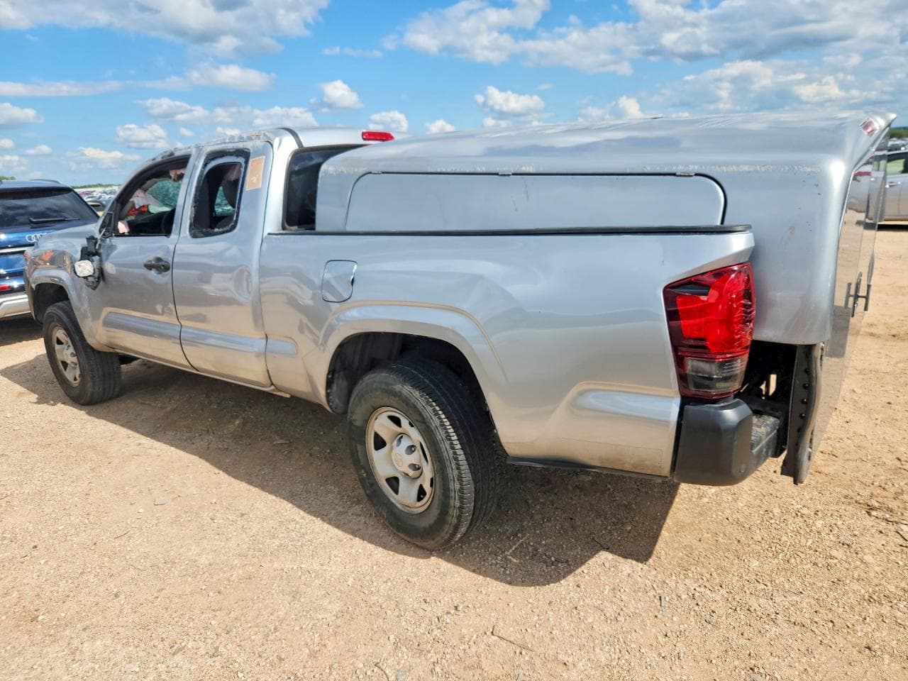 2022 Toyota Tacoma Sr - foto 2