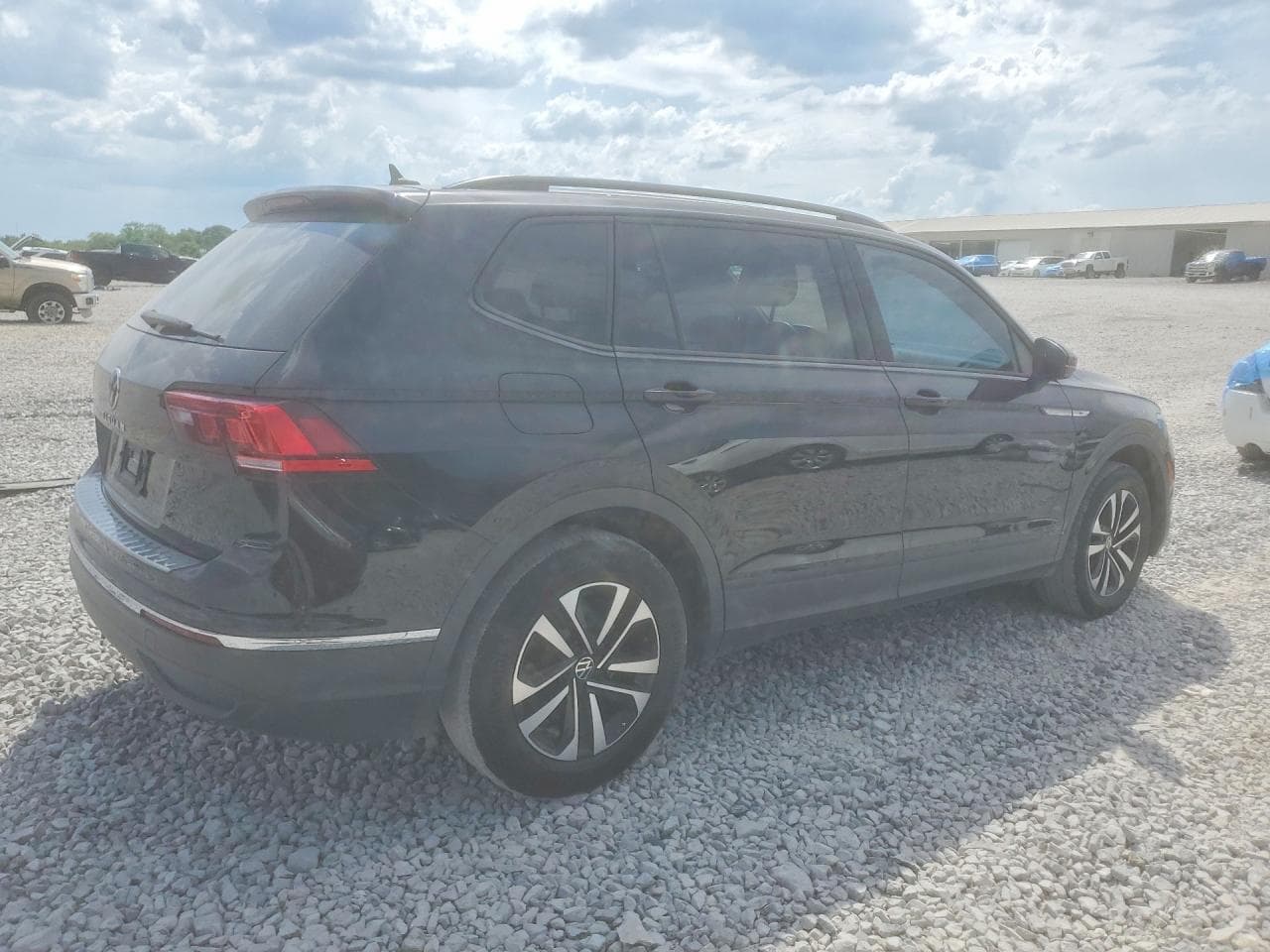 2023 Volkswagen Tiguan S - foto 3