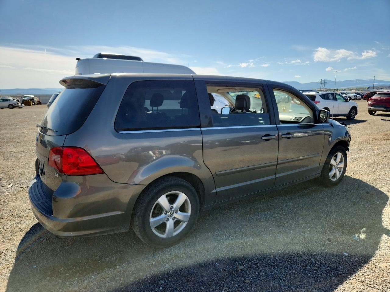 2010 Volkswagen Routan Se - foto 3