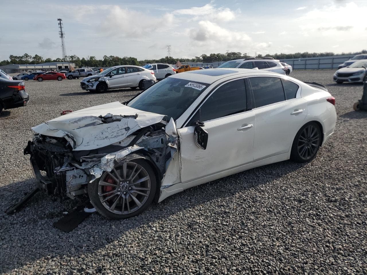 Infiniti Q50 2018 z USA