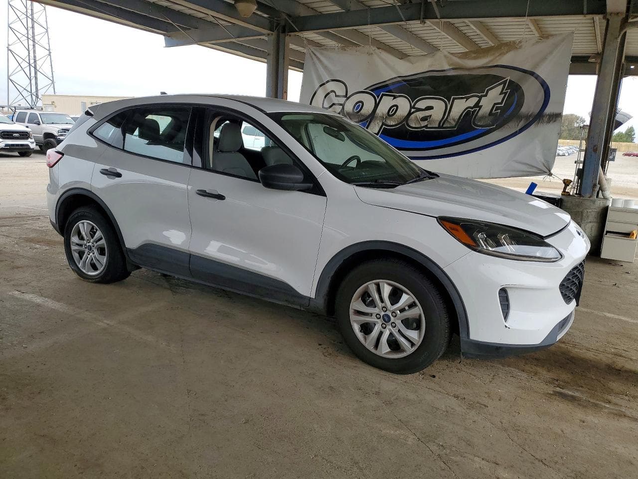 2020 Ford Escape S - foto 4