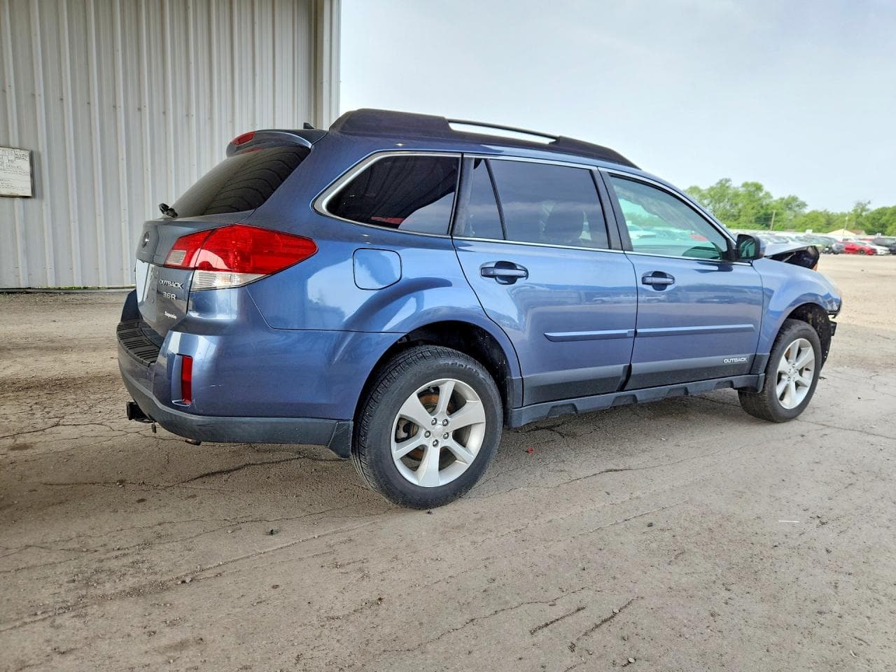 2013 Subaru Outback 3.6R Limited - foto 3