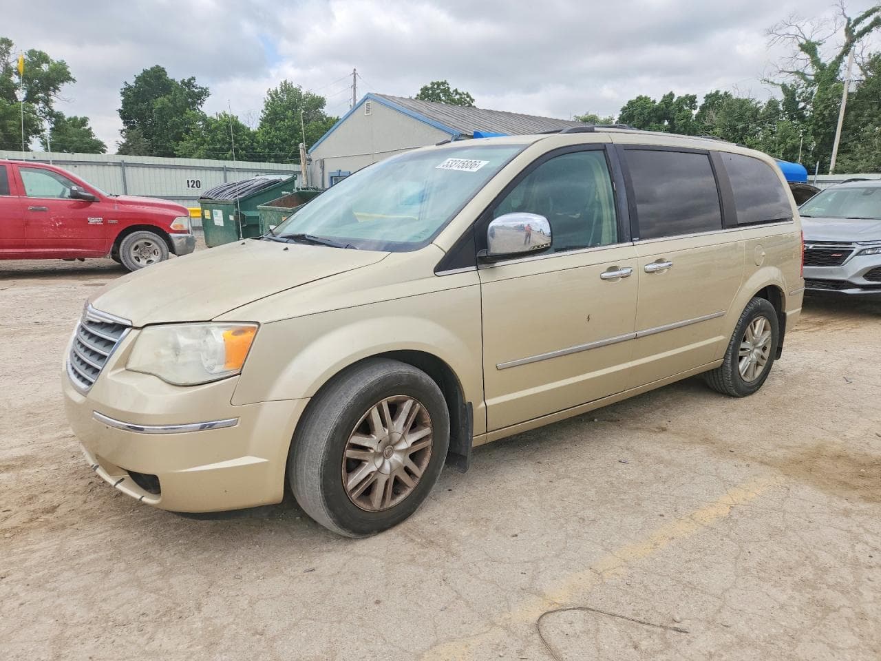 2010 Chrysler Town & Country Limited