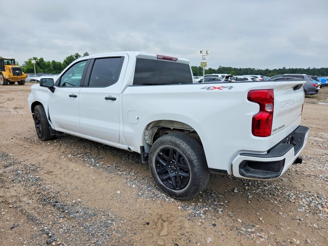 2025 Chevrolet Silverado K1500 Custom - foto 2