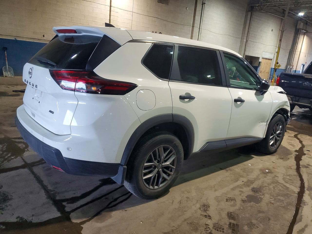 2025 Nissan Rogue S - foto 3