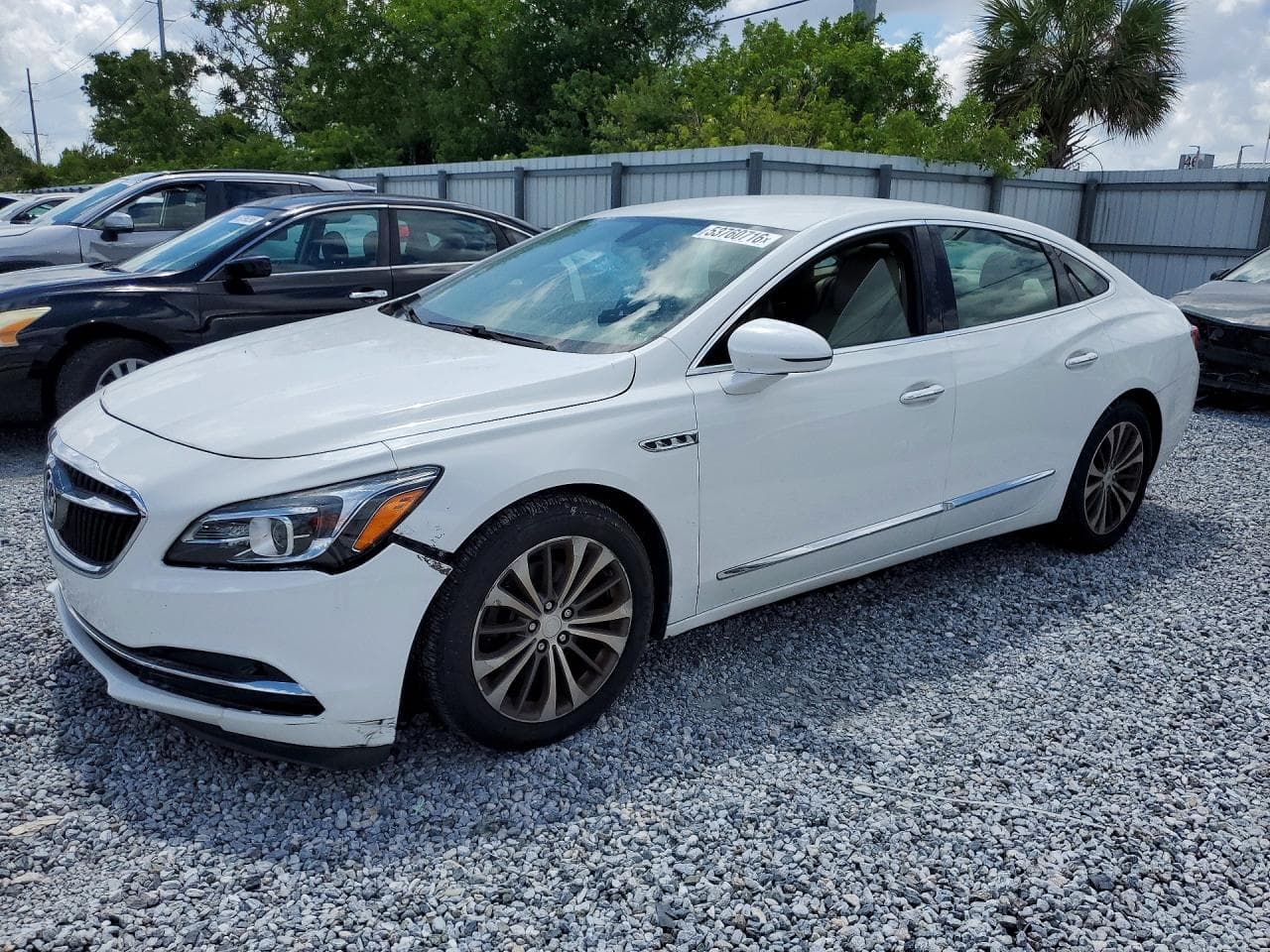 Buick LaCrosse 2017 z USA